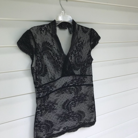 Lace top - Picture 3 of 3